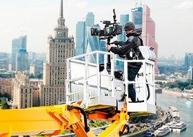 Проведение киносъемок оператором из люльки Проведение киносъемок оператором из люльки